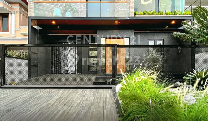 Rumah Brandnew, Dekat Mall, Ada Kolam Renang Dengan Design Modern di Pondok Indah