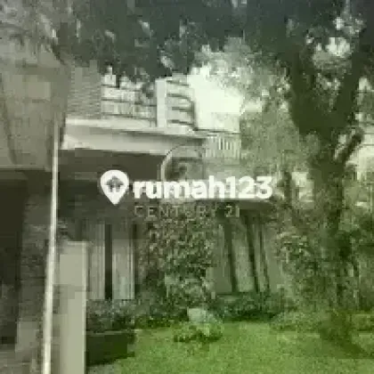 Rumah Siap Huni, Dekat Akses Tol di Emerald Bintaro Jaya Sektor 9