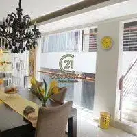 Rumah Cantik Rapi Fully Furnished Lokasi Strategis 2