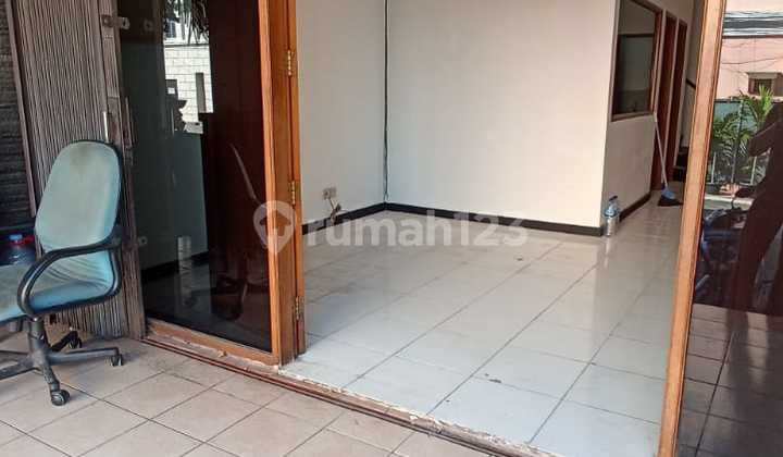 Ruko di Ruko Victoria Bintaro, Jakarta Selatan 180 m Bagus SHM 2