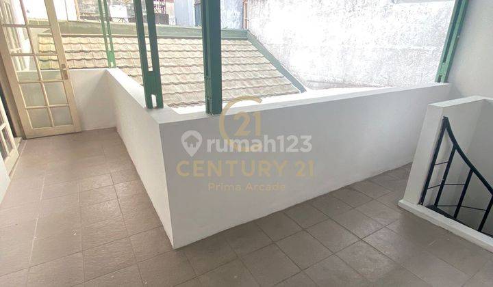 Disewakan Rumah 2 Lantai Strategis Dekat Pasar Dan St. Pdk Ranji 3