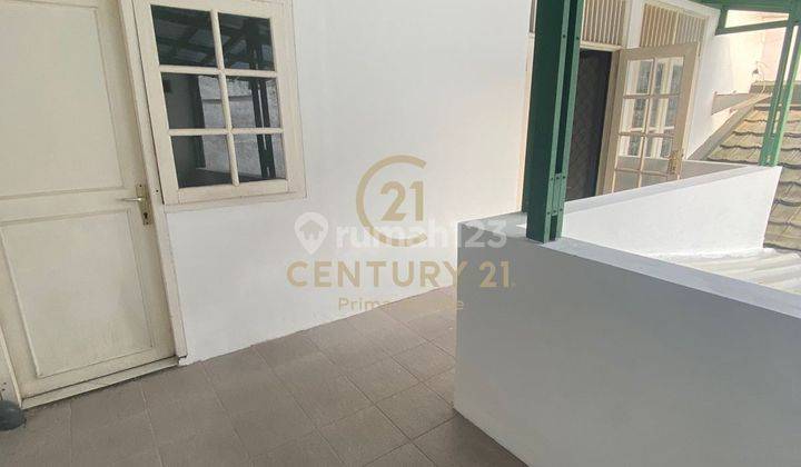 Disewakan Rumah 2 Lantai Strategis Dekat Pasar Dan St. Pdk Ranji 5