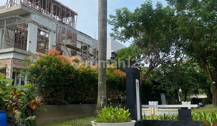 Dijual Rumah Brandnew 2 Lantai Lokasi Depan Dan Samping Taman 4