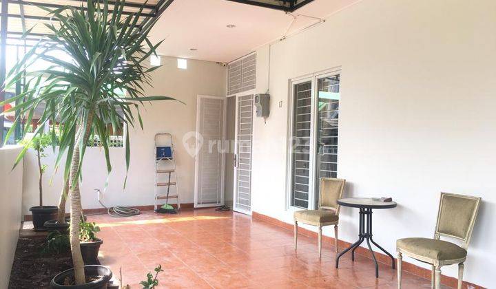 Disewakan Rumah Hook Semi Furnished Dekat Akses Tol Dan Stasiun Kereta 2