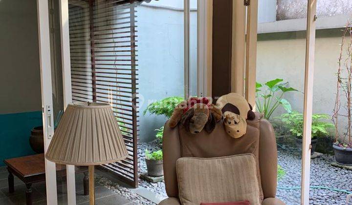 Dijual Rumah Cantik, Strategis Dekat Stasiun Dan Rumah Sakit di Bintaro 5