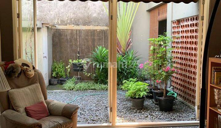 Dijual Rumah Cantik, Strategis Dekat Stasiun Dan Rumah Sakit di Bintaro 4