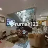 Rumah Bagus 2 Lantai SHM di Riverpark Bintaro Jaya Sektor 8 2