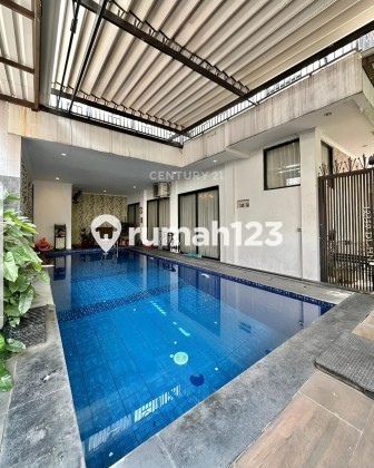 Dijual Rumah 3Lantai Siap Huni Ada Kolam Renang di Bintaro Jakarta Selatan