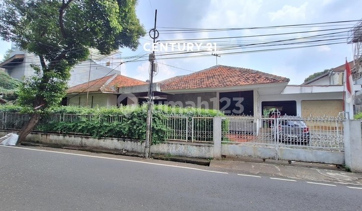 Dijual Cepat Rumah Luas Hitung Tanah di Jakarta Selatan