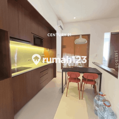 Dijual Rumah 2 Lantai Baru Selesai Renovasi di Graha Raya Bintaro 2