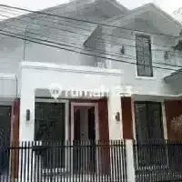 Rumah Full Renovated, Siap Huni di Sektor 9 Bintaro Jaya 1