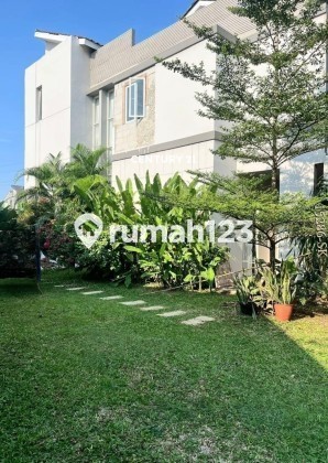 Dijual Rumah Nyaman Posisi Hoek di Kebayoran Bintaro Sektor 7