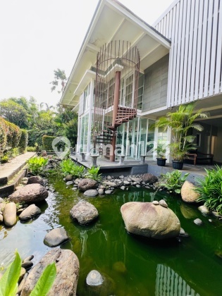 Rumah Asri dengan Tanah Luas di Bintaro Jaya Sektor 5 2