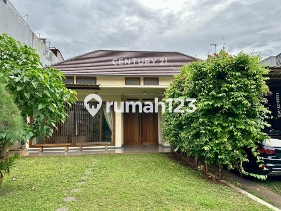 Dijual Rumah Siap Huni dengan Halaman Depan Belakang Luas