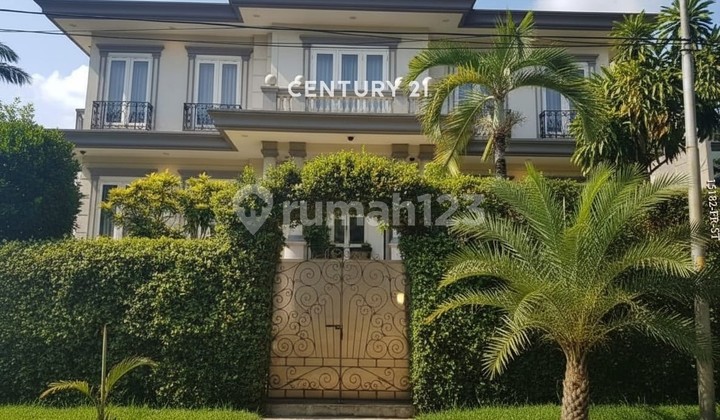 House for Sale in Pondok Indah, Hook Position, Ready to Occupy