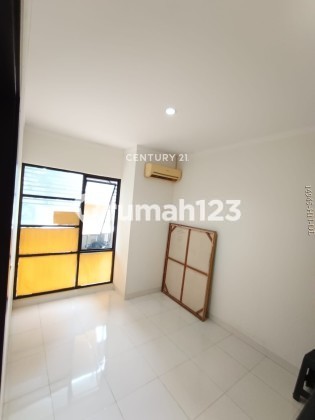 Rumah Dijual di Discovery Bintaro Sektor 9 2