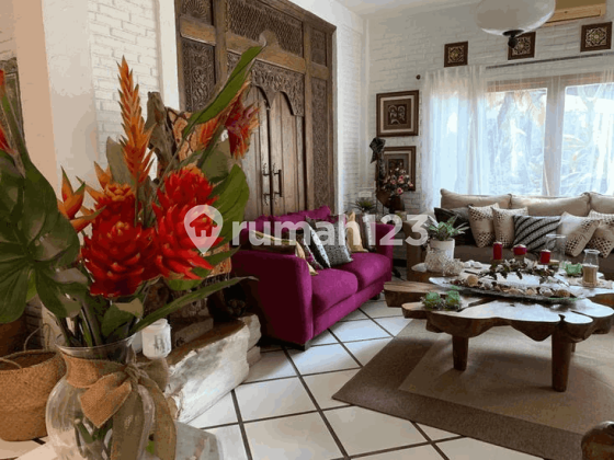 Hommy House Wide Villa Concept in Bintaro Jaya 8 Cluster