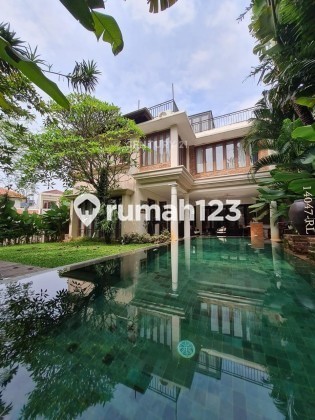 Luxury House Dalam Cluster Eksklusif di Bintaro Jaya Sektor 9