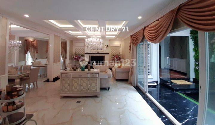 Rumah Style Clasic Kontemporer Posisi Di Hook Dan Samping Taman 2