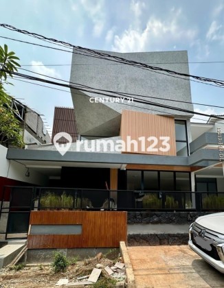 Di Jual Rumah Baru di Dalam Cluster Ada Kolam Renang di Bintaro