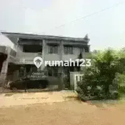 Rumah 2 Lantai Bangunan Kokoh Posisi Hook serta Lokasi Strategis Dekat Stasiun 1