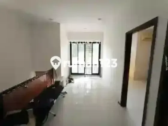 Rumah Dijual di Discovery Bintaro Sektor 9 2