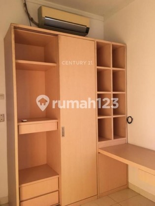 Disewakan Rumah Berikut Furnish di Emerald Residence Bintaro 2