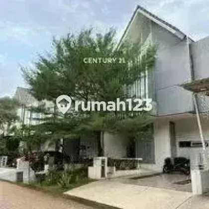 Rumah Siap Huni Dijual di Cluster One Gate System di Sektor 9