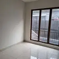 Rumah Luas Siap Huni Masih Ada Taman Di Graha Raya Bintaro 2