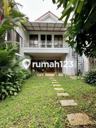 Rumah Siap Huni Ada Halaman Belakang di Discovery Bintaro Jaya