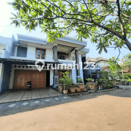 Sturdy House in Bintaro Sector 8, Spacious Open Layout and Affordable, Close to Highway