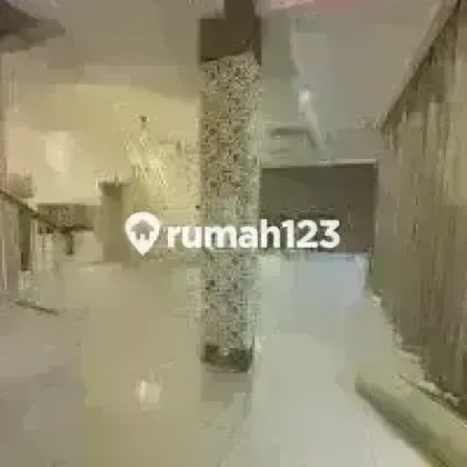 Rumah Siap Huni, Bagus, Sudah Renovasi di Discovery Bintaro