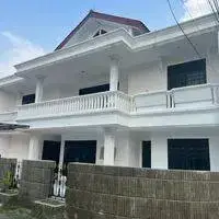 Rumah 2 Lantai Bagus SHM di Bukit Nusa Indah , Tangerang Selatan 2