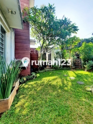 Dijual Rumah Hook Halaman Luas di Depan Samping dan Belakang 2
