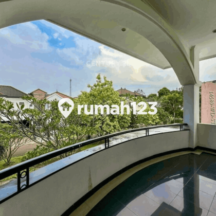 Dijual Rumah Posisi Hook Depan Taman di Sektor 9 Bintaro 2