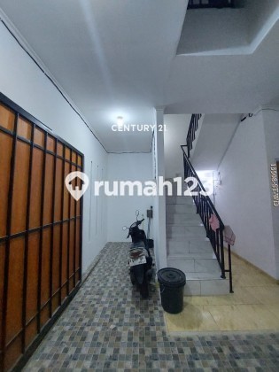 For Sale Premium Kost 2 Floors Rooftop Attached to Bintaro Stall 2