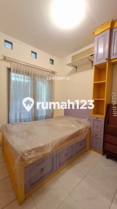 House for Sale in Bintaro Sector 9, Strategic Location, Beautiful Environment 2