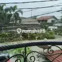 Dijual Rumah Bisa Buat Tempat Tinggal Dan Tempat Usaha, di Bintaro Sektor 2 2