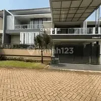 Dijual Rumah Siap Huni  Rapi Di Kebayoran Bintaro 1