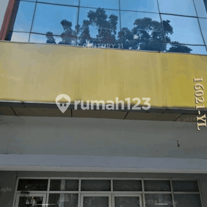 English translation: For Sale: 3-Story Shop House in Kebayoran Arcade Bintaro 1