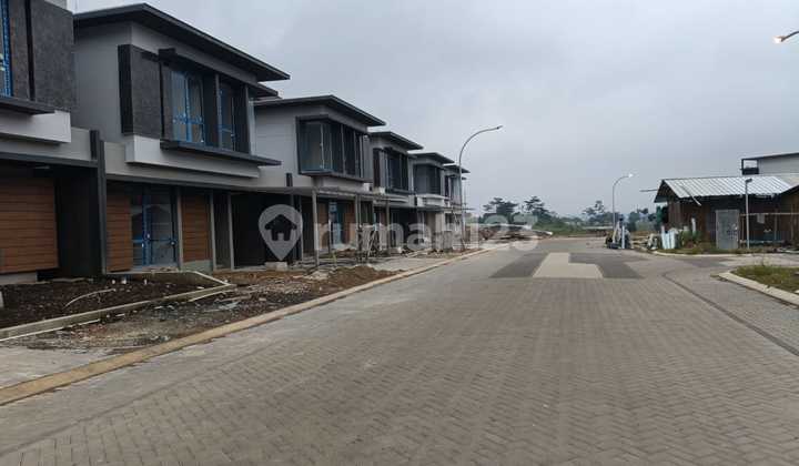 Only 2 New Houses Available in Kota Baru Parahyangan Tatar Nilapadmi.