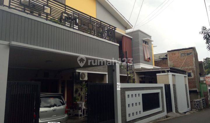 Dijual Rumah + Kostan di Jl. Terusan Cisokan Bandung 1