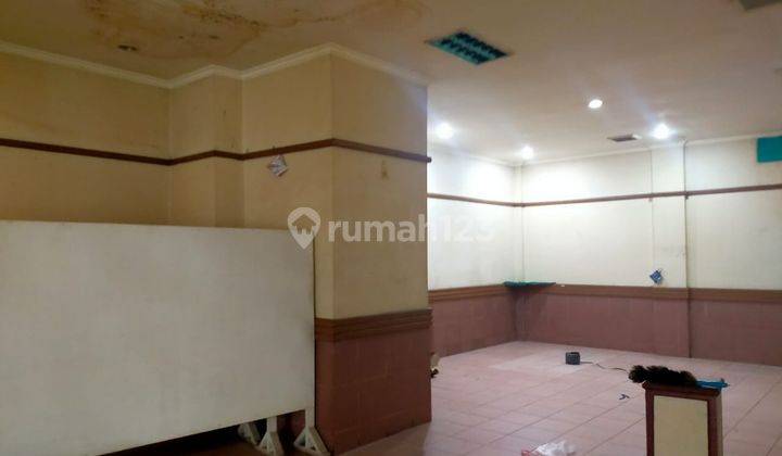 Tempat Usaha di Jl. Ir. H. Djuanda, Dago Bandung