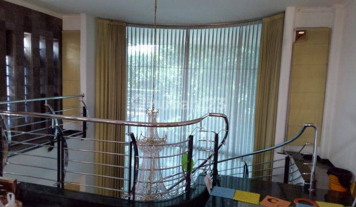 Rumah di Jl. Simpang Lembah Sukaresmi, Bandung