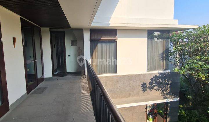 Dijual Rumah Modern Minimalis di Setraduta, Bandung 2