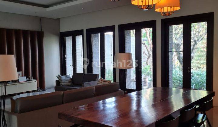 Dijual Rumah Modern Minimalis di Setraduta, Bandung 1