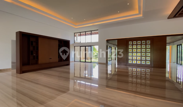 Rumah Baru Super Mewah di Dago, Bandung Utara Rumah Baru Super Mewah di Dago, Bandung Utara