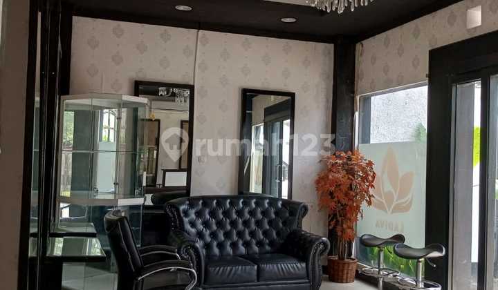 Gedung Usaha Lokasi Premium Dekat PVJ Mall di Jln. Karang Tineung