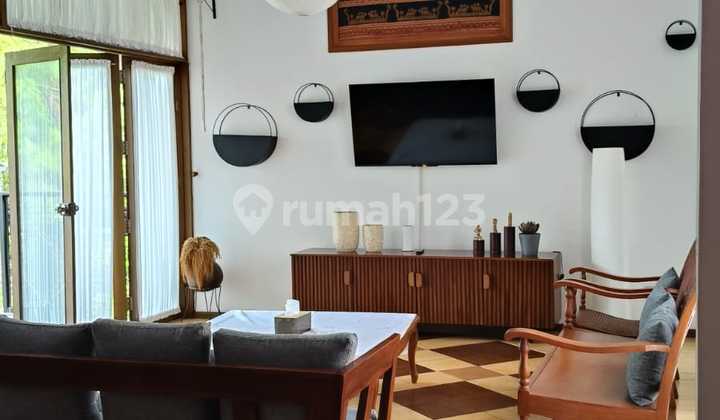 Rumah Semi Furnish di Dago Pakar Resort, Kota Bandung