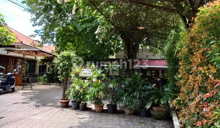Hotels and Cafes in the Heart of Bandung City Very Close to Gedung Sate 2